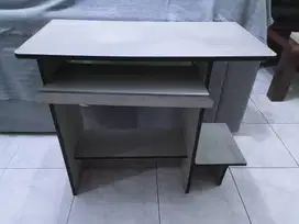 Meja Komputer PC
