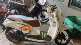 Motor Scoopy 2016