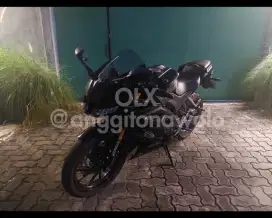 Yamaha R15 v3 (2018) Full Black Solid | Full Paper | Low KM | Like New
