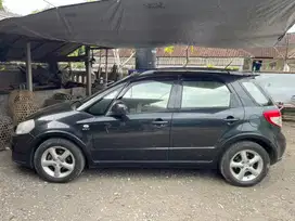 Suzuki X over SX4
