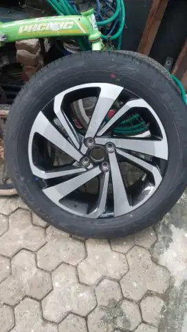 Ban velg serep toyota raize