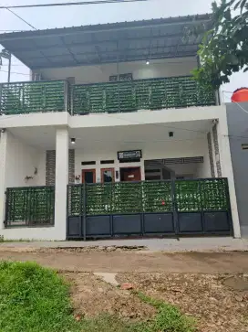 Rumah 2 lantai minimalis bonus isi rmh shm views good