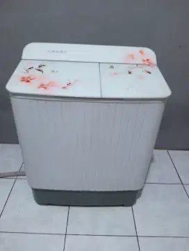 Jual mesin cuci  2 tabung 7-8kg siap pakai