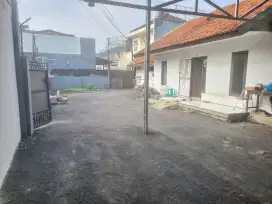 Disewakan rumah di tengah kota dgn fasilitas aprtm landmark
