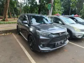 JUAL BU, Toyota Raize GR Sport Turbo 2021 Automatic Low KM Pajak Hidup