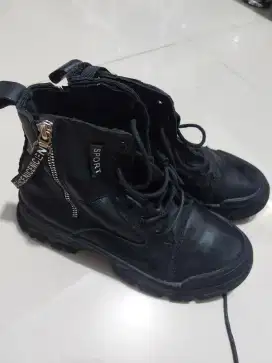 sepatu boot fashion