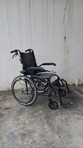 Kursi Roda Bekas Rasa Baru