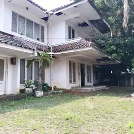 Rumah Taman Bukit Kemang Dengan Swimming Pool