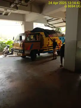 Jasa buang puing dan sampah proyek