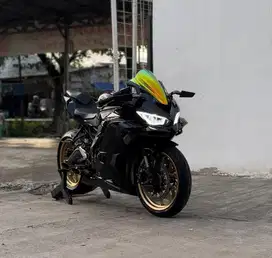 KAWASAKI ZX25R 2023 KONDISI ISTIMEWA