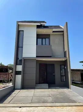 Rumah dalam cluster kawasan Pagedangan,BSD City dengan design custom