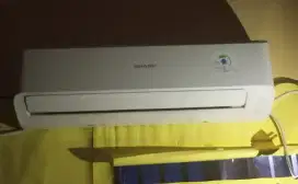 JUAL CEPAT AC MERK SHARP 1 PK MASIH PEMAKAIAN 3 BULAN