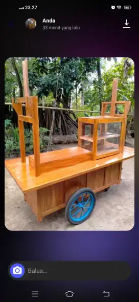 Gerobak pecel lele