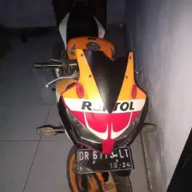 CBR 150R 2014 DR