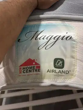 Kasur bekas airland maggio