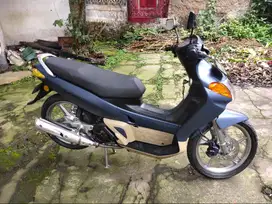 YAMAHA NOUVO SPORTY