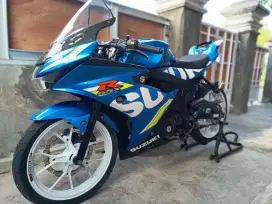 Suzuki GSX R 150 (Bagus & Terawat)