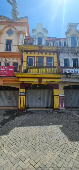 DIJUAL MURAH RUKO RAYA PANJANG JIWO! LOKASI SUPER STRATEGIS!
