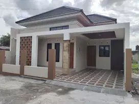 Rumah Cantik Megah Dekat Candi Sambisari Purwomartani Jogja