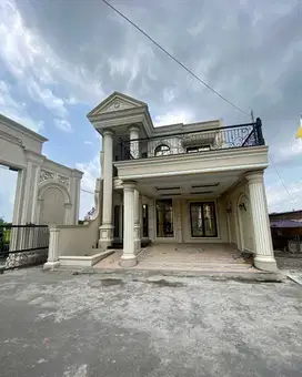 RUMAH MEWAH AMERICAN CLASSIC PRIVATE POOL DEKAT RING ROAD BARAT JOGJA