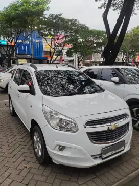 (LOW KM) Chevrolet Spin 1.5 LTZ A/T Putih ISTIMEWA
