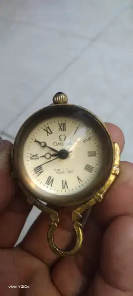 Jam kelereng tanpa baterai antik