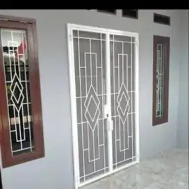 Pintu dobel besi kasa nyamuk