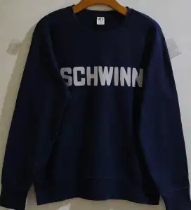 Sweater Navy Uniqlo