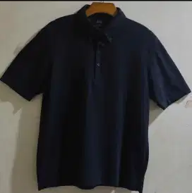 Kaos kerah navy Uniqlo Airsm