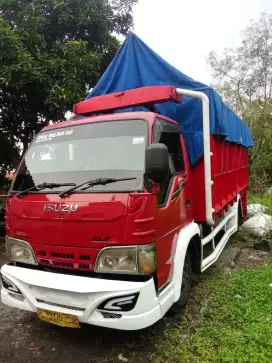 Dijual Truk Isuzu ELF tanpa perantara kondisi baik dan terawat