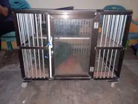 Kandang kucing besar