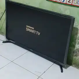tv SMART 32 inch samsung msih muluss