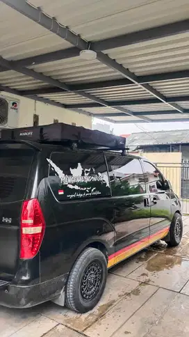 Hyundai H-1 2012 Bensin