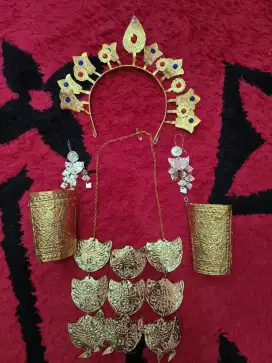 Aksesoris adat bugis