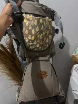 Hipseat Gendongan Bayi Dialogue