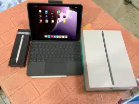 Ipad 9 64GB Wifi Fullset Keyboard Plus Pencil Mulus Original