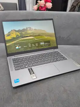 Lenovo Slim 3i (grey) i5 12th gen Ram 8GB ssd 512GB