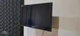 TV Polytron LED 24 Inch