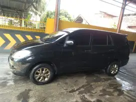 Jual mobil kijang inova
