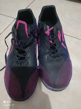 sepatu futsal specs accelerator