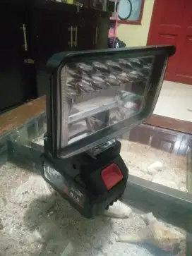 Senter Lampu Portable