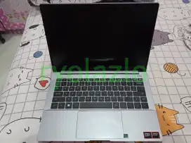 Laptop advan ai gen ryzen 7 16/512