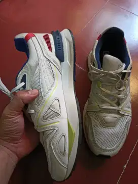 Di jual sepatu kasual puma size 44