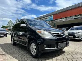 TOYOTA AVANZA G 1.3 AT MATIC 2011 HITAM KM 174RB