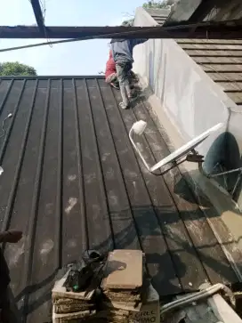 Perbaikan atap bocor talang bocor renovasi rumah dll