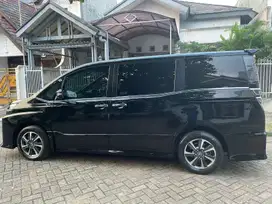 Toyota Voxy 2018 Bensin