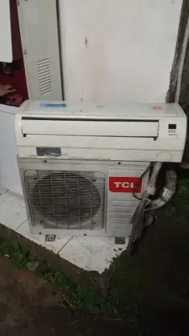 Ac TCL 1/2pk jual nego