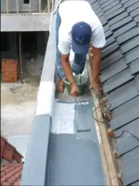 Perbaikan atap bocor genteng bocor renovasi rumah talang bocor