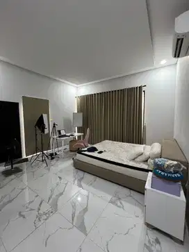 Rumah mewah siap huni 2 lantai di Rawalumbu kota Bekasi. SHM IMB PBB