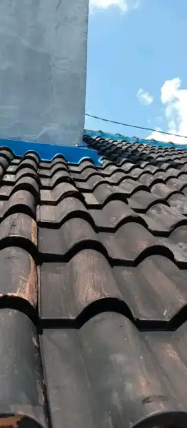 Perbaikan atap bocor dak rembes talang bocor genteng bocor renovasi